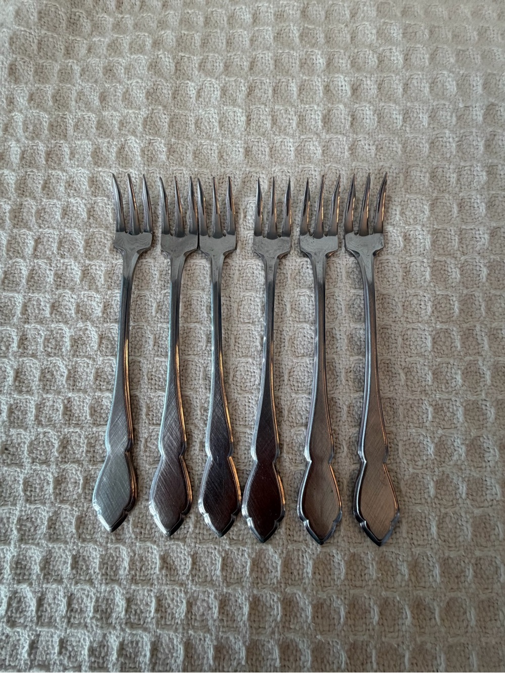Vintage Oxford Hall Japan Set Of 6 Stainless Silver Tone Cocktail Forks